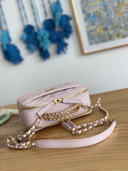 Handbag    Chanel  AP3222  size  19*13.5*7* cm