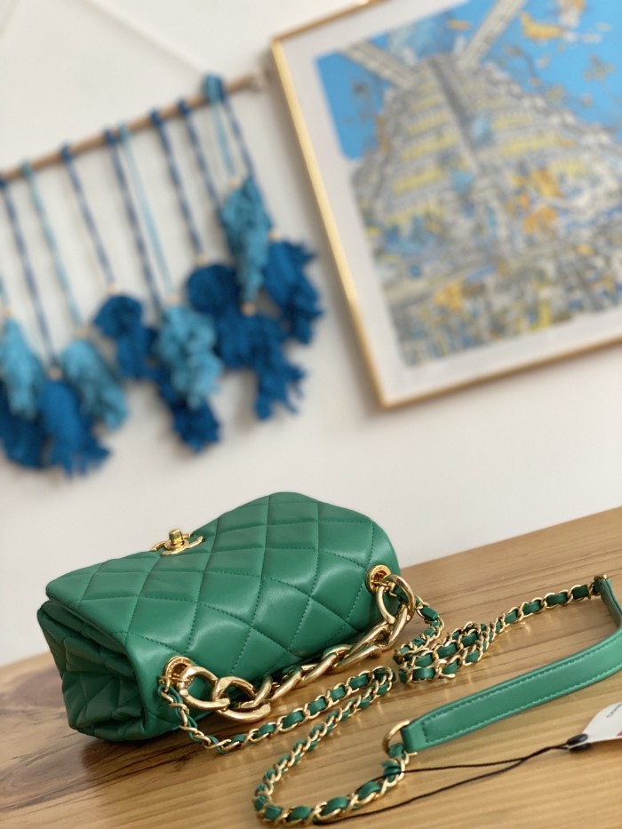 Handbag    Chanel   3366   size  21X13X10 Cm