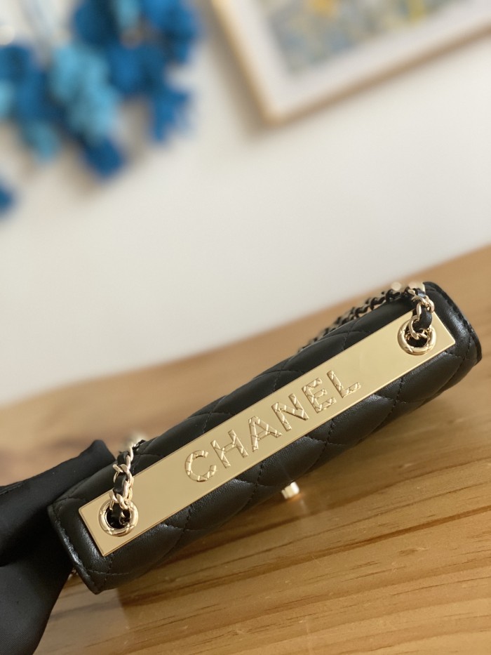 Handbag    Chanel  88632  size  19 cm