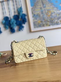 Handbag  Chanel  116  size  20 cm