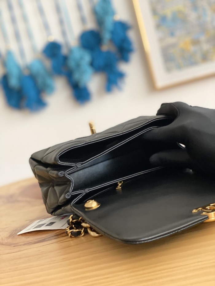 Handbag  Chanel  3366   size  21X13X10 Cm