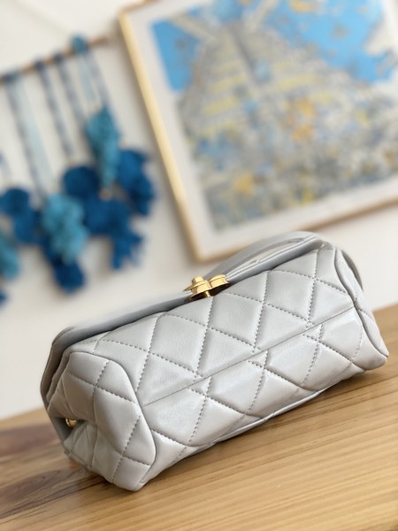 Handbag   Chanel  3367  size  23X10X15.5 Cm