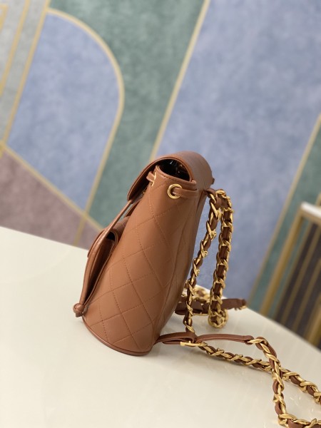 Handbag   Chanel  88792  size  21 10 20.5 cm