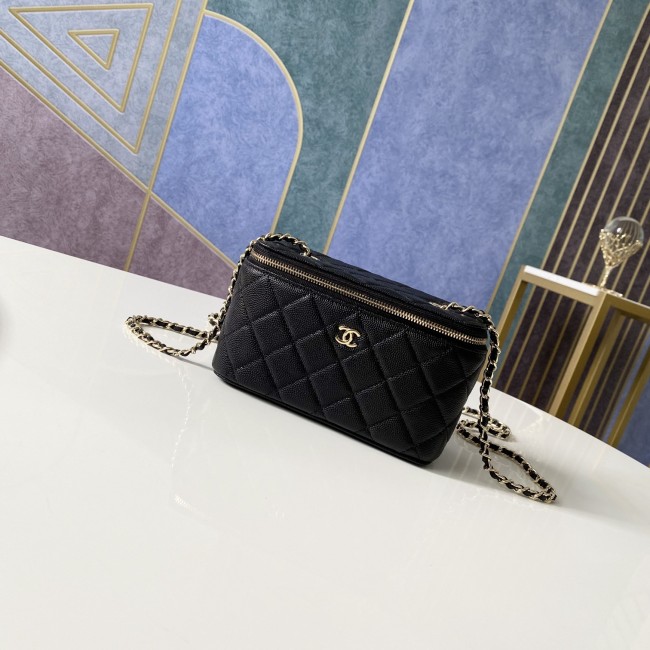 Handbag    Chanel 81341  size  9.5*17*8 cm