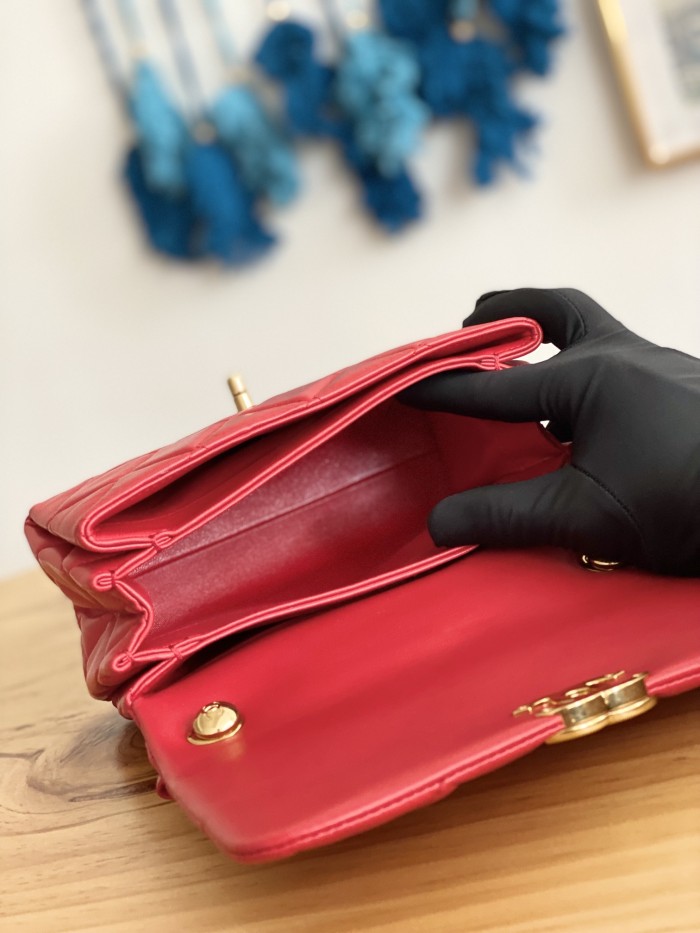 Handbag   Chanel  3366  size  21X13X10 Cm