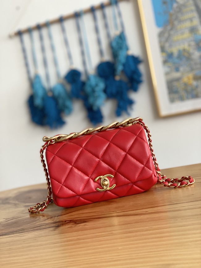 Handbag    Chanel 3365  size  17X11.5X8.5 Cm