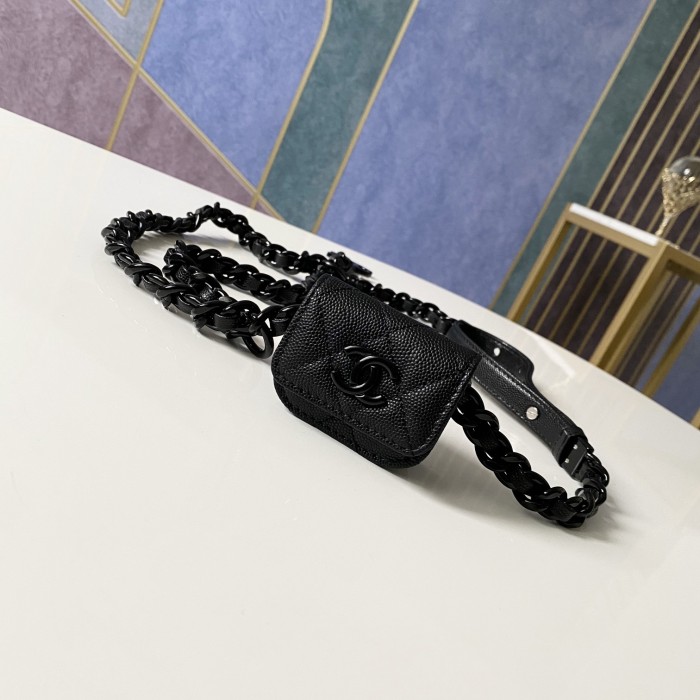 Handbag   Chanel  81089  size  7 5 3 cm