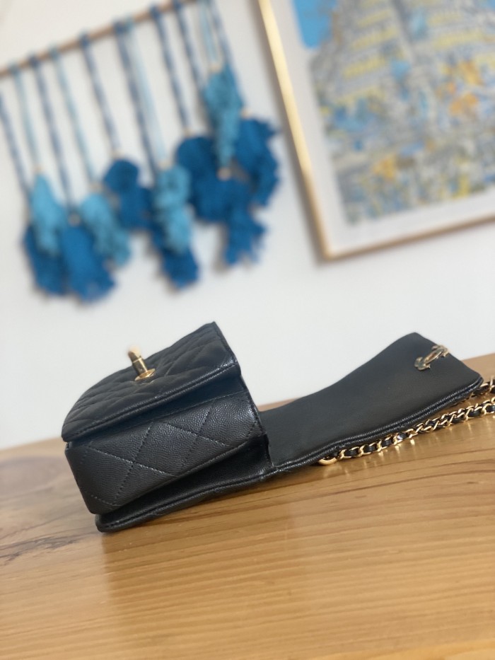 Handbag    Chanel  3580  size  13*20*9.5 cm