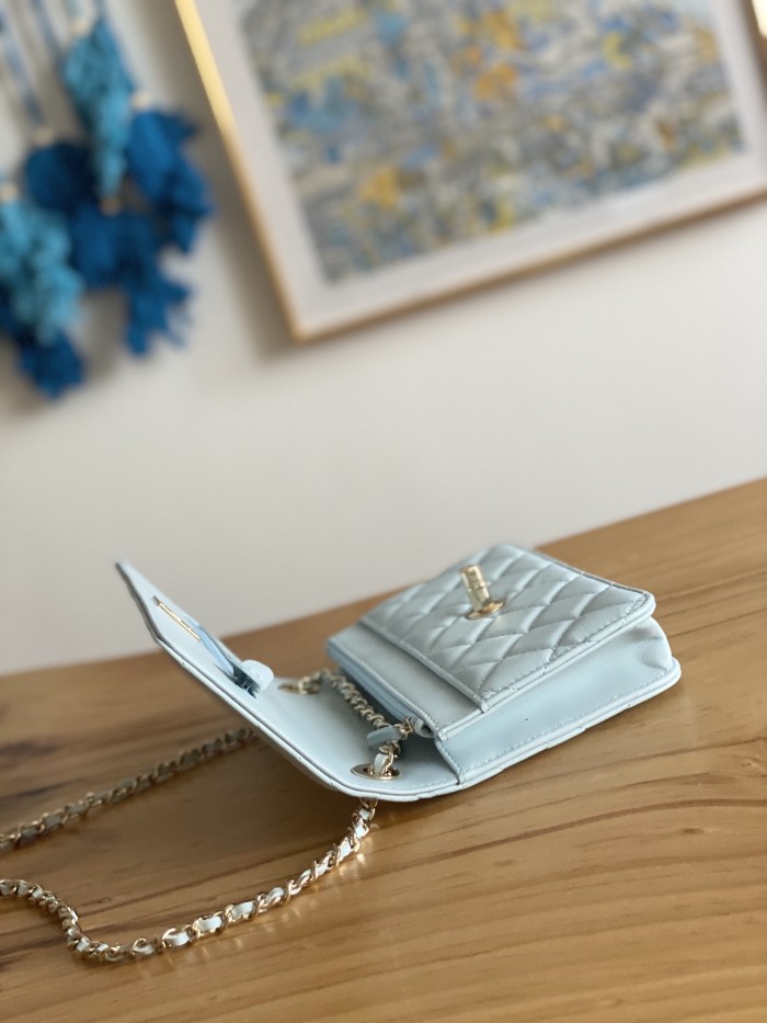 Handbag  Chanel  88632 size  19 cm