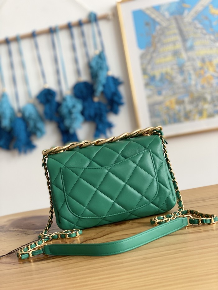 Handbag    Chanel   3366   size  21X13X10 Cm