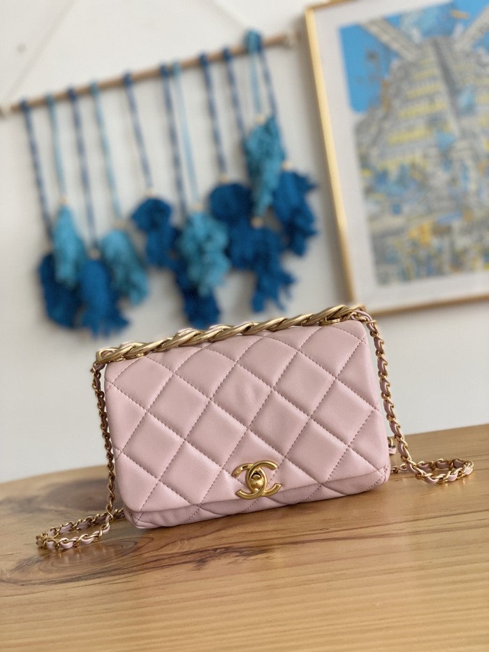 Handbag    Chanel  3366  size  21X13X10 Cm