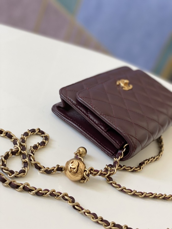 Handbag   Chanel  81133  size  19 cm