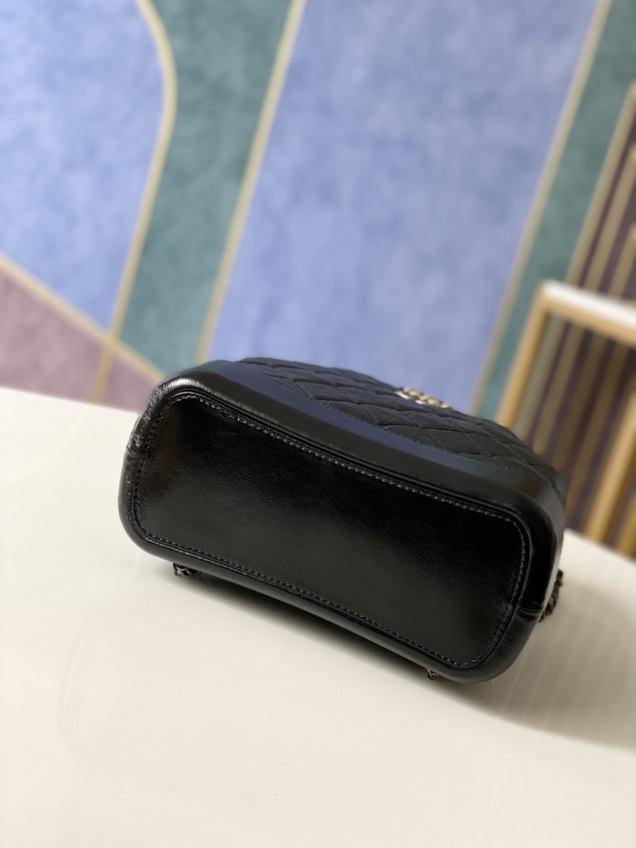 Handbag  Chanel  94485  size  23*22.5*10.5 cm