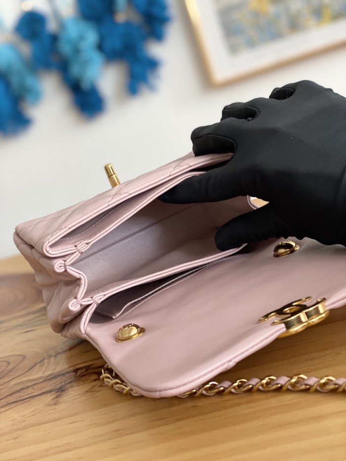 Handbag   Chanel 3365  size  17X11.5X8.5 Cm