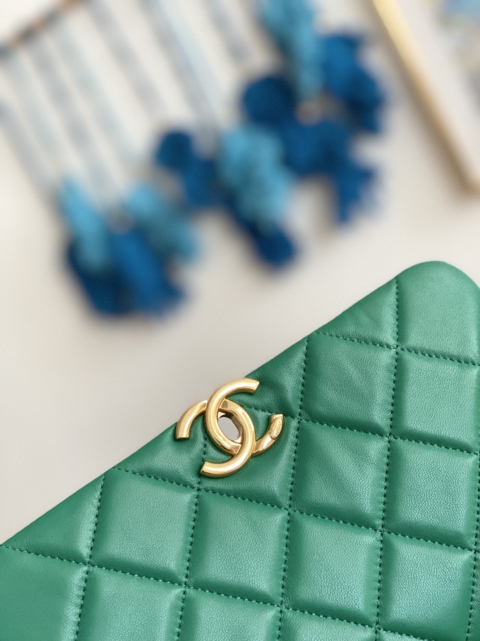 Handbag   Chanel  3367  size  23X10X15.5 Cm