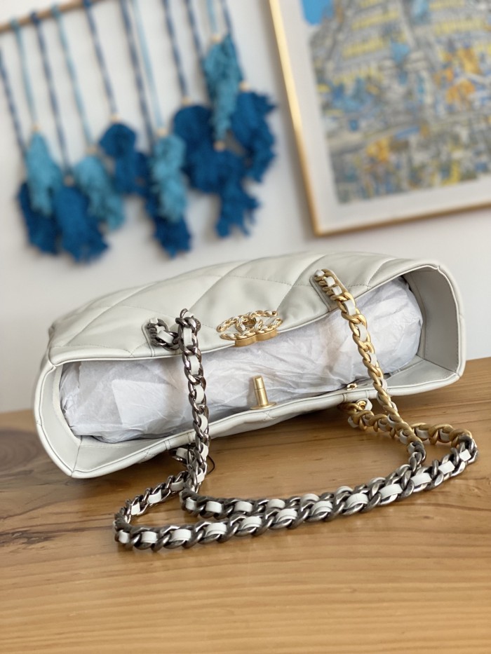 Handbag   Chanel AS3660  size  24*41*10.5  cm