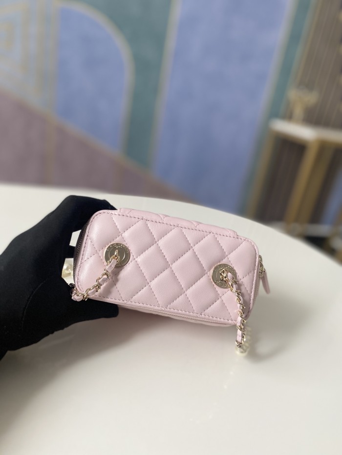 Handbag   Chanel  81192  size  9.5-17-8  𝗰𝗺