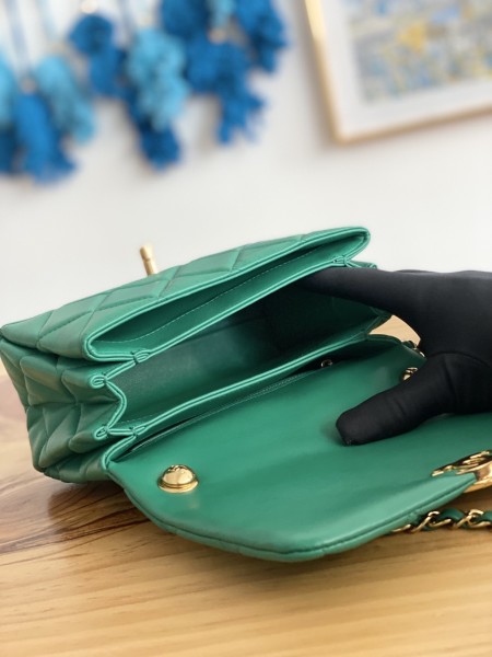 Handbag    Chanel   3366   size  21X13X10 Cm