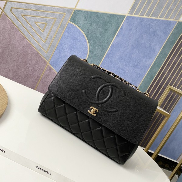 Handbag   Chanel 92233   size  33*11*23  cm