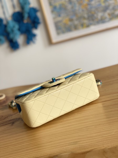 Handbag  Chanel  116  size  20 cm