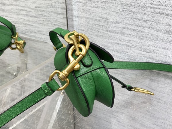 Handbag   Dior  size  12*7.5*5 cm