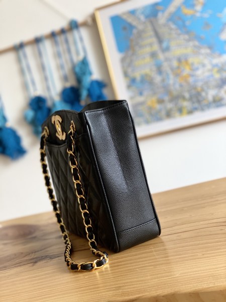 Handbag    Chanel  A98  size  28*9 *23 cm