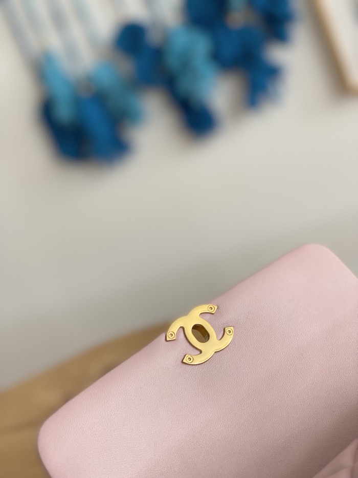 Handbag    Chanel  3366  size  21X13X10 Cm