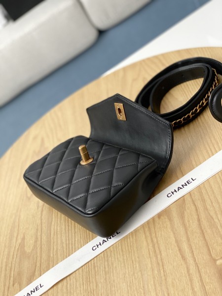 Handbag   Chanel  99009  size  18*3.5*12  cm