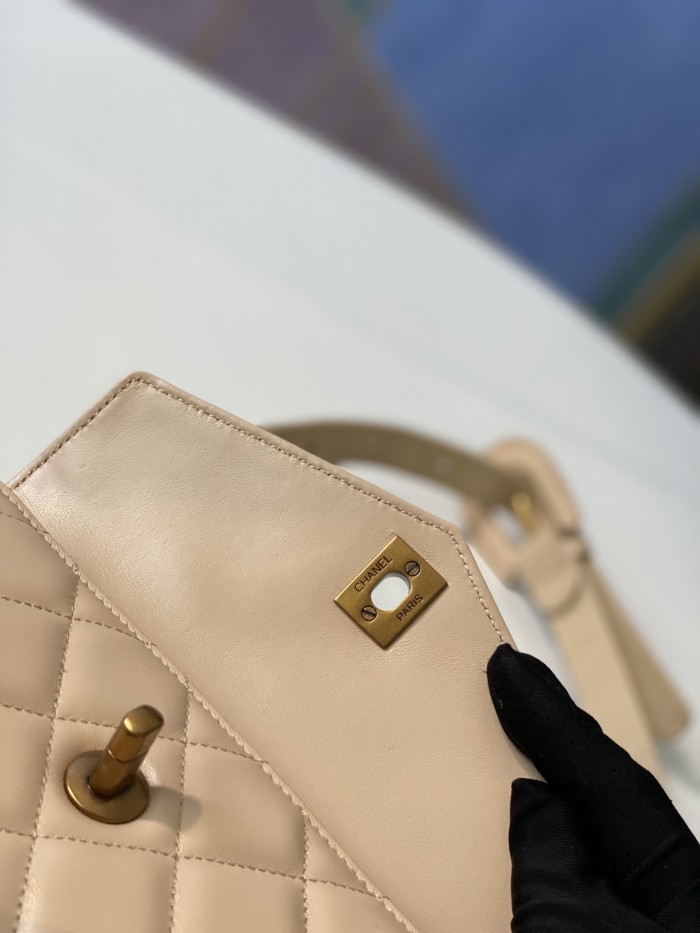 Handbag   Chanel  99009  size  18*3.5*12  cm