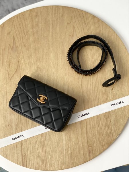 Handbag   Chanel  99009  size  18*3.5*12  cm