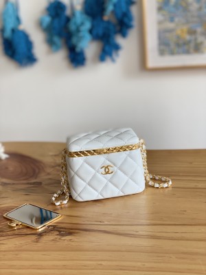 Handbag  Chanel AP2717  size  9.5×11×8  cm