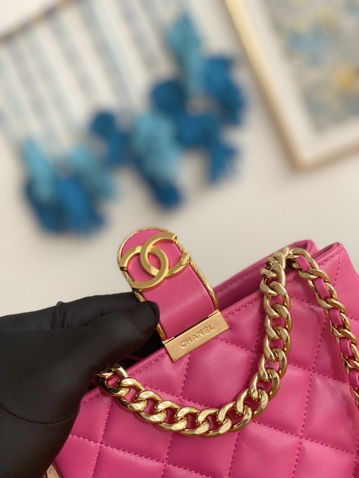 Handbag   Chanel  3475  size  12.5*19*6.5* cm