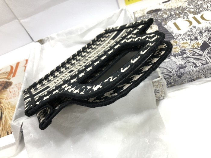 Handbag   Dior S5475  size  22.5*24*8  cm