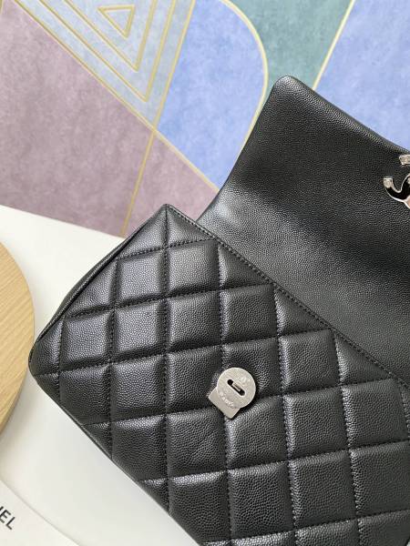 Handbag   Chanel  2303  size  24x16.5x7 cm