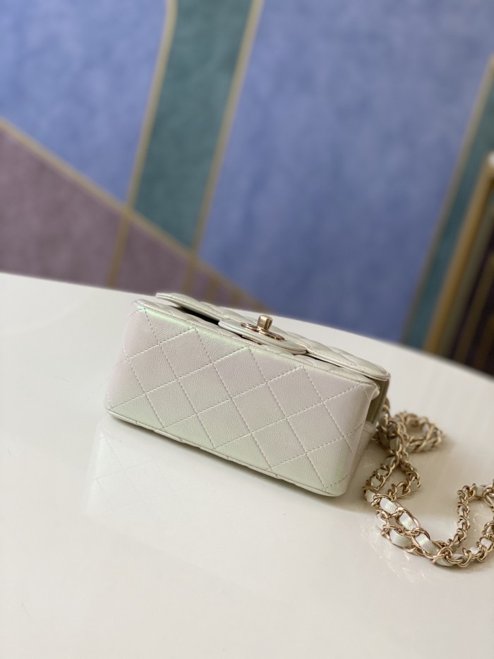 Handbag   Chanel  115  size  17 cm