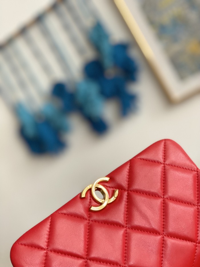 Handbag   Chanel  3366  size  21X13X10 Cm