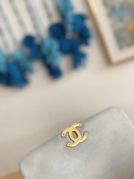 Handbag    Chanel 3365  size  17X11.5X8.5 Cm