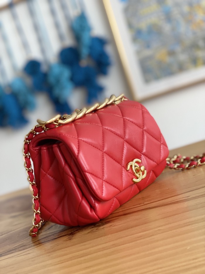 Handbag    Chanel 3365  size  17X11.5X8.5 Cm