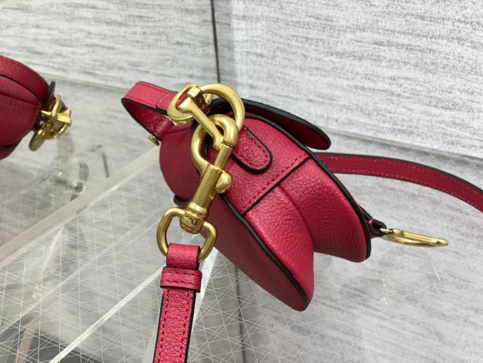 Handbag   Dior  size 12*7.5*5 cm