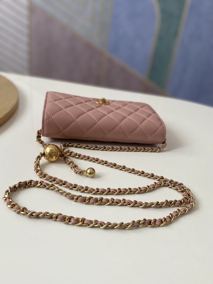 Handbag   Chanel   81133  size 19 cm