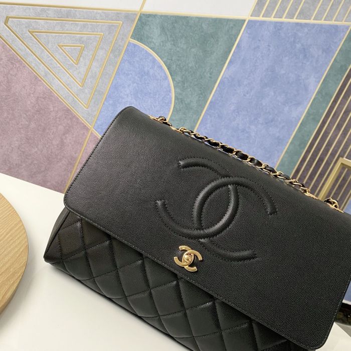 Handbag   Chanel 92233   size  33*11*23  cm