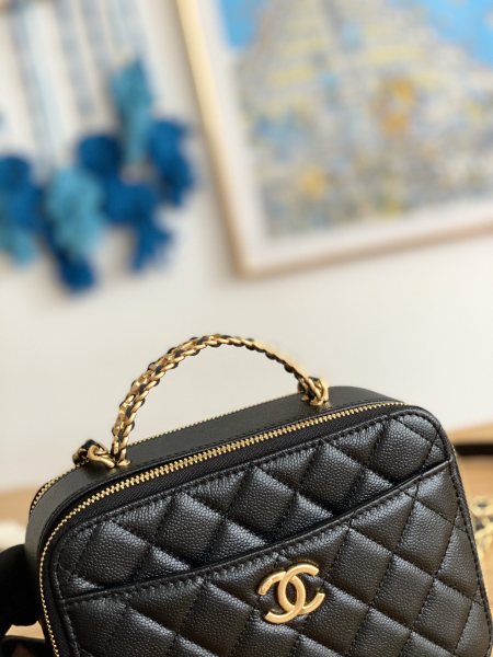 Handbag    Chanel   AP3222  size  19*13.5*7* cm