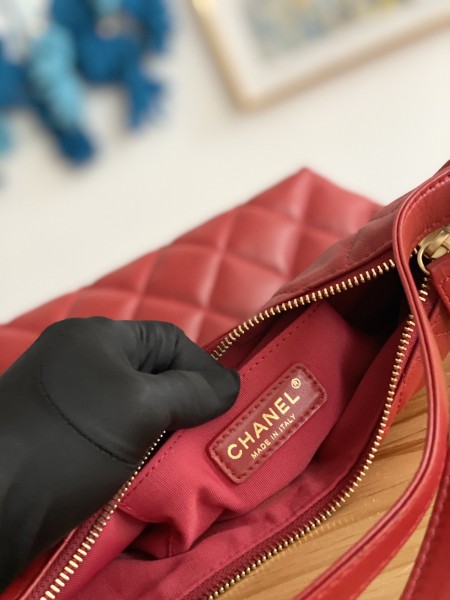 Handbag   Chanel  3488 size  25cmX27cmX9.5 cm