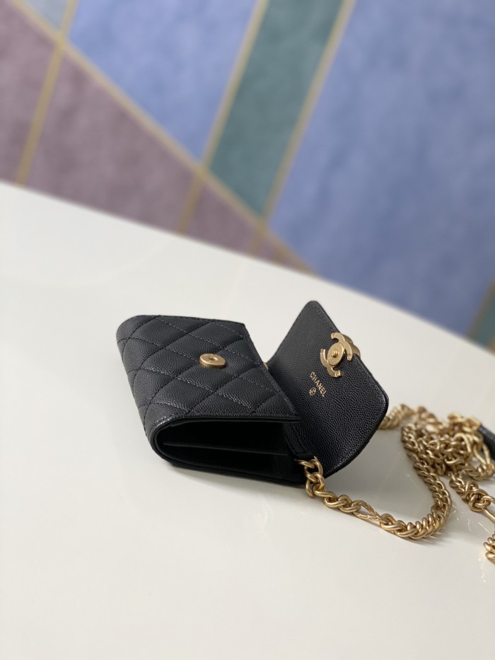 Handbag   Chanel 81156  size  12 9 2.5 cm