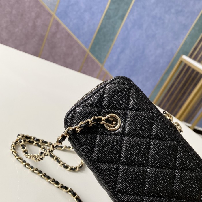 Handbag    Chanel 81341  size  9.5*17*8 cm