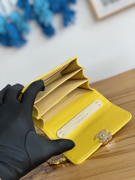 Handbag  Chanel  81209  size  12.5 cm