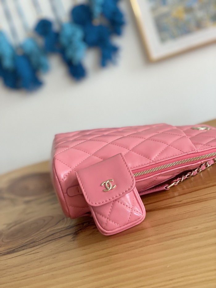 Handbag  Chanel  3332  size  21*23*8* cm