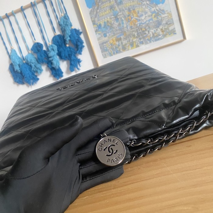 Handbag  Chanel AS3262  size  48X45X10 Cm