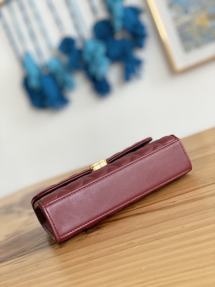 Handbag  Chanel  AP81214  size  10*18*4.5 cm