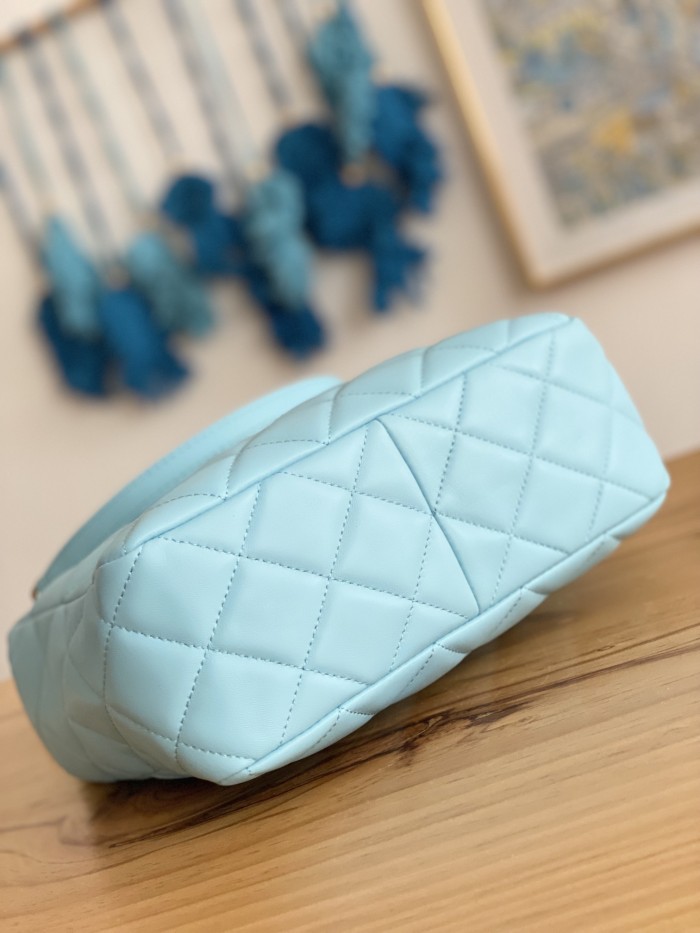 Handbag  Chanel  3477  size  22*25*9* cm